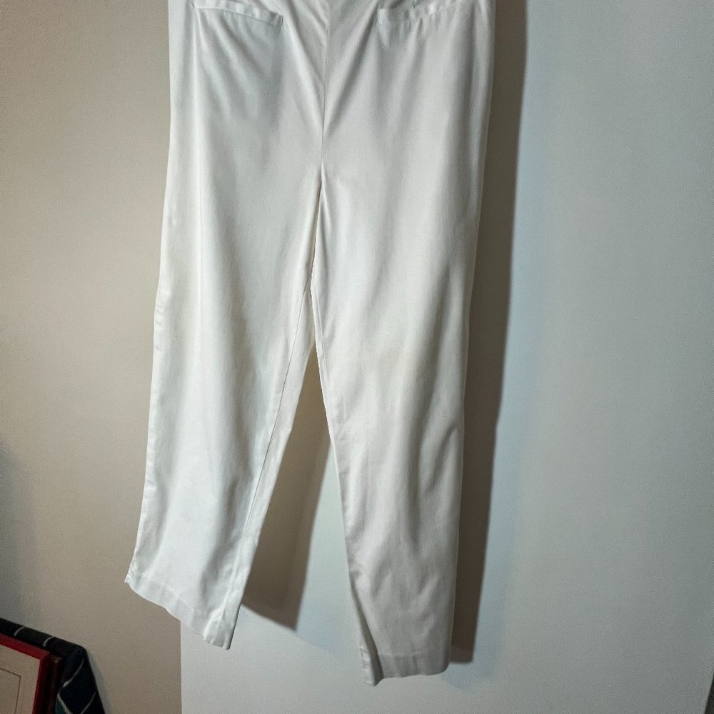 Talbot's white stretch side-zip jean.  Stretch cotton.  Size 6.